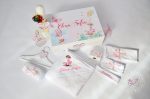 Trusou botez - Fetița cu flori roz