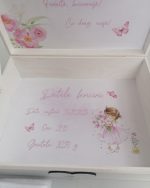 Trusou botez -Fetita cu flori in brate - imagine 7