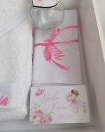 Trusou botez -Fetita cu flori in brate - imagine 5