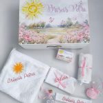 Trusou botez Dansul Naturii: Flori, Soare și Fluturi